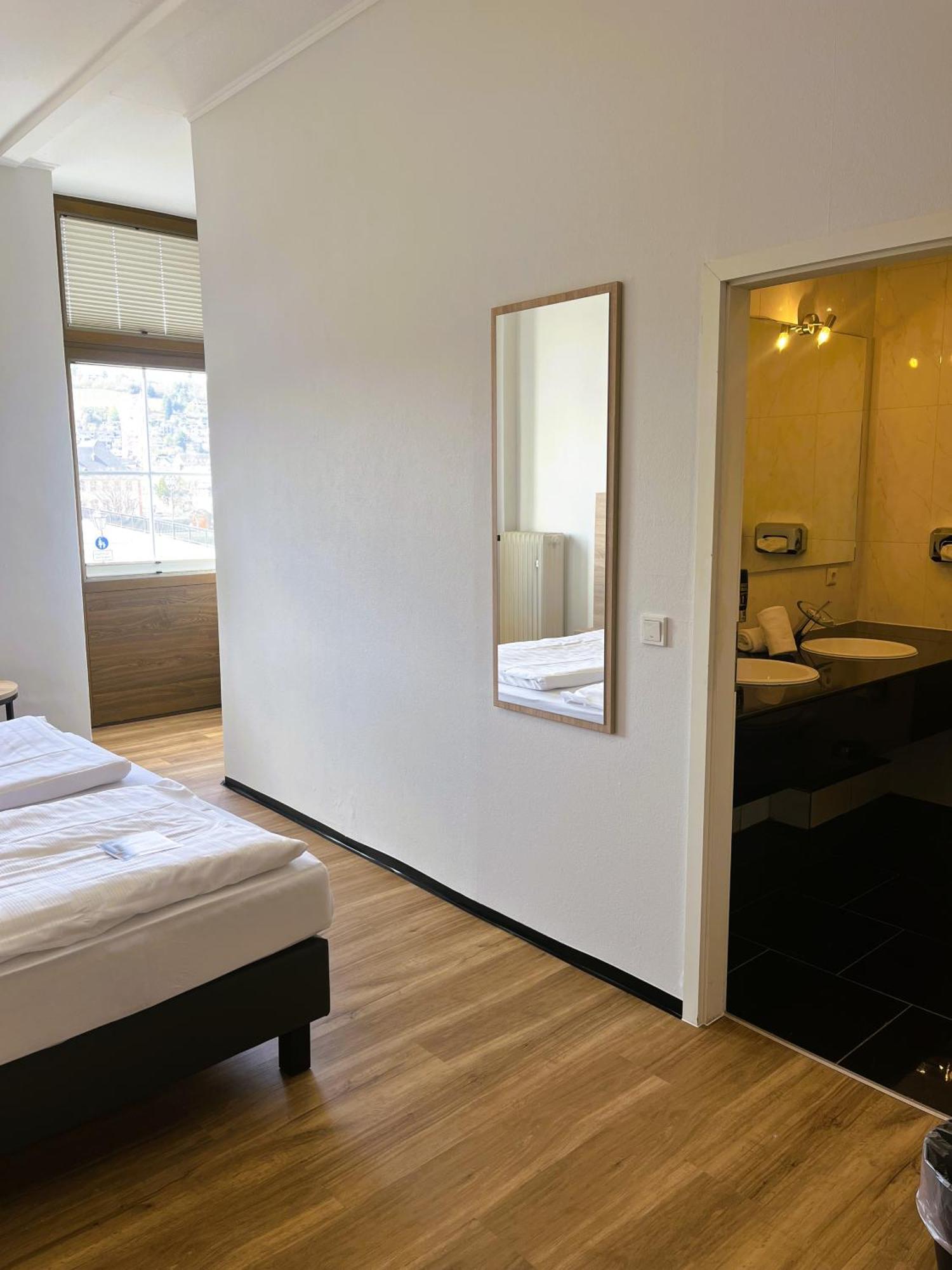 Moselhotel Roemischer Kaiser Bernkastel-Kues Ngoại thất bức ảnh